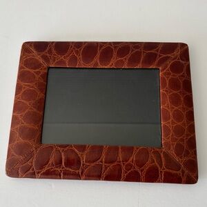 Elegant Vintage Prinz Brown Crocodile Pattern Leather Frame Never Used Fits 5x7